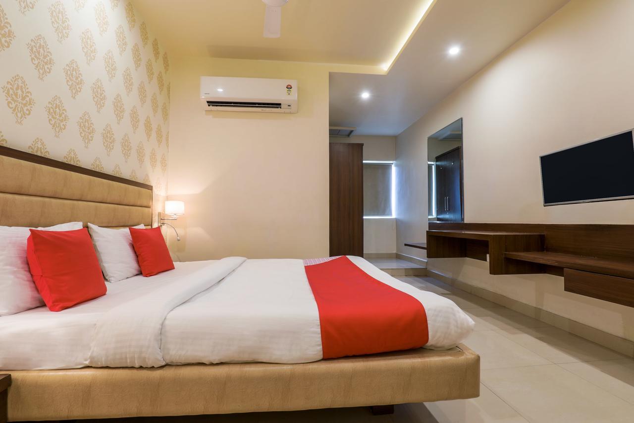 Oyo 4035 Spg Grand 3* Hyderabad