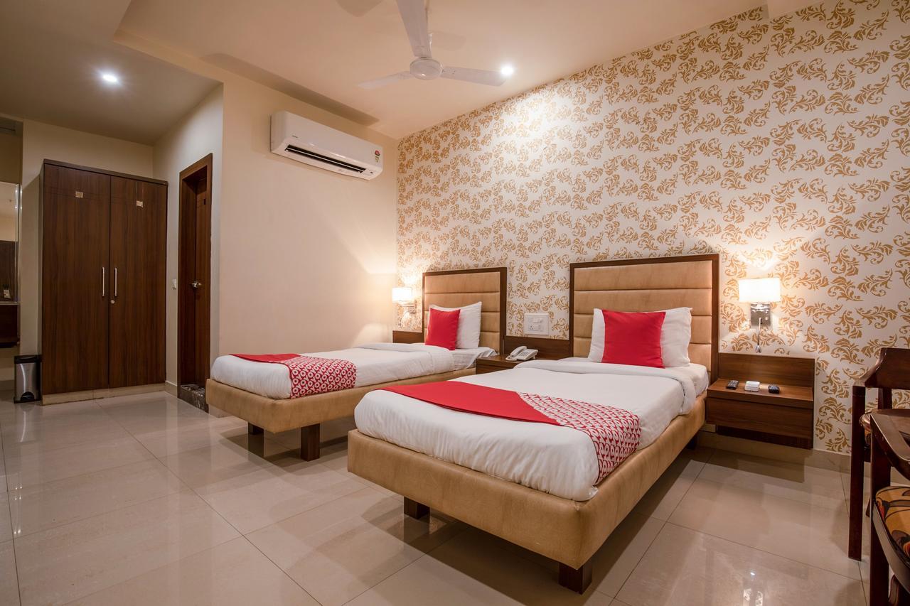 Hotel Oyo 4035 Spg Grand 3*
